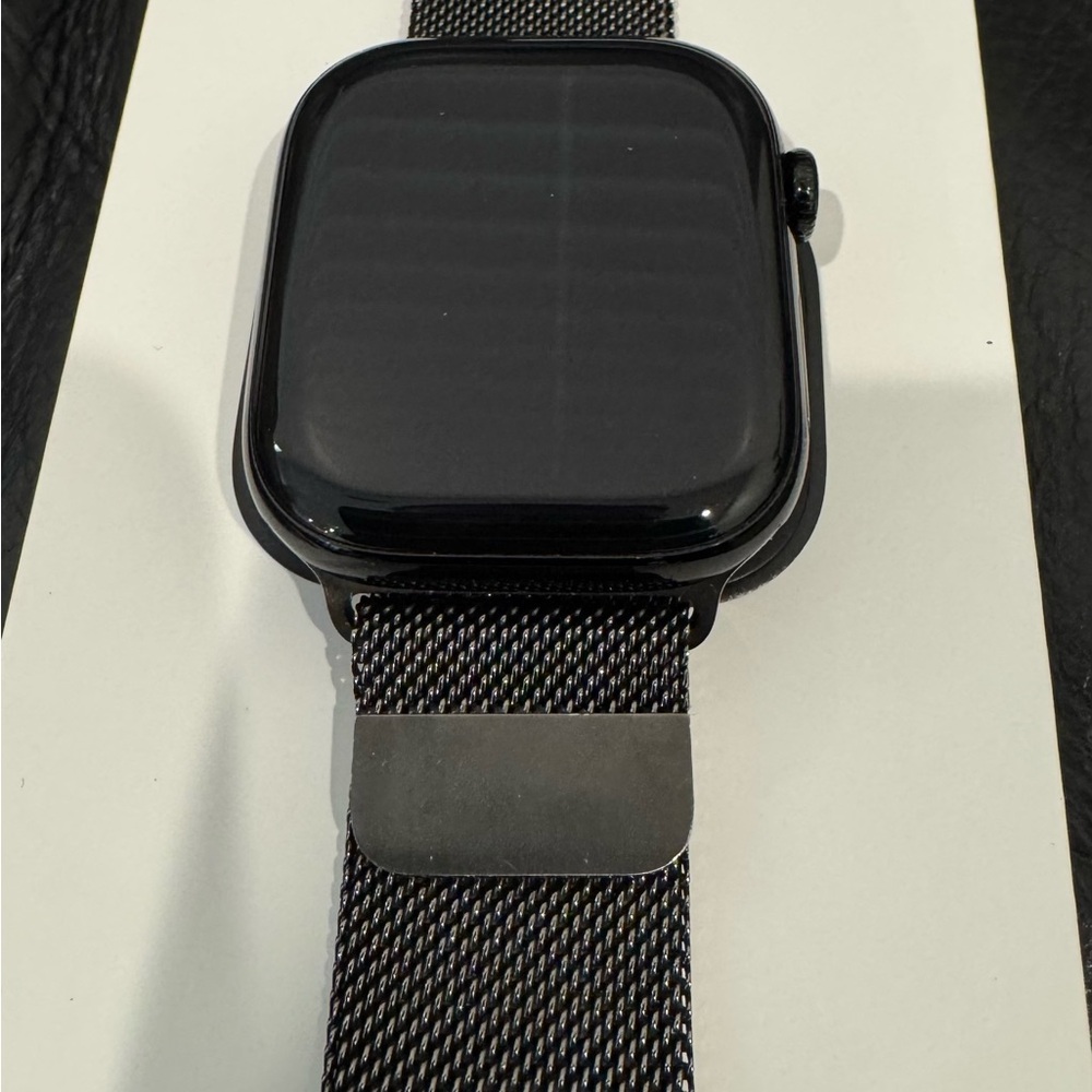 Apple Watch series 10 46mm with Milanese Loop